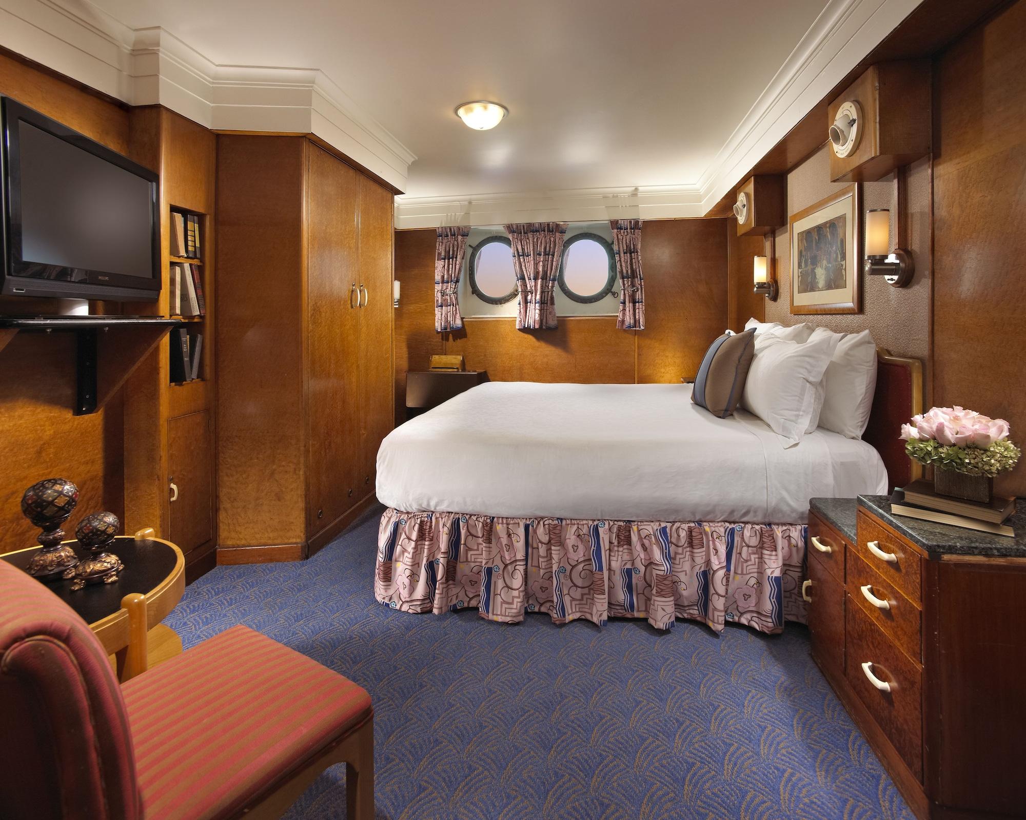 The Queen Mary Long Beach Exterior photo